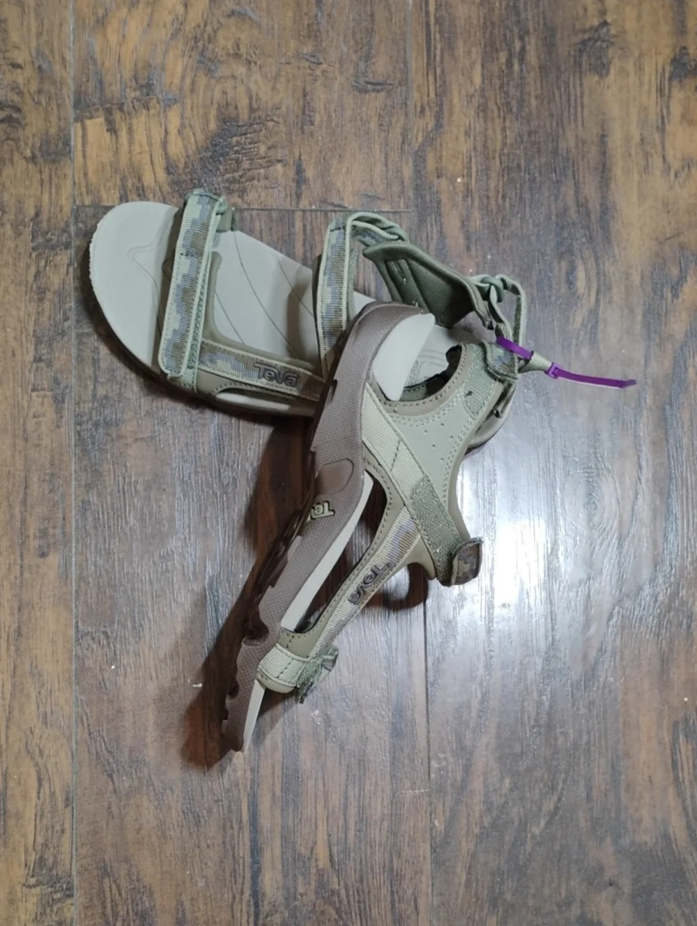 Light Khaki Women’s Sport Sandals - Unbranded